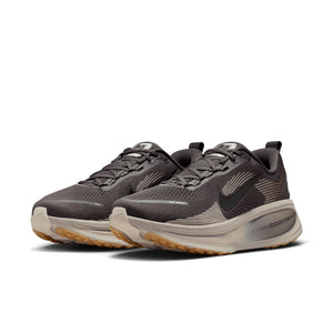 Nike Vomero 18 'Medium Ash/College Grey/Pale Ivory/Black'