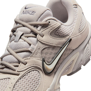 Nike V5 RNR 'Moon Particle Light Brown'