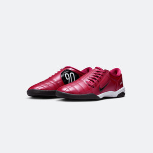 Nike Wmns Total 90 'Sweet Beet White'