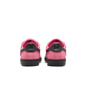 Nike Tennis Classic SB 'Hyper Pink Black'