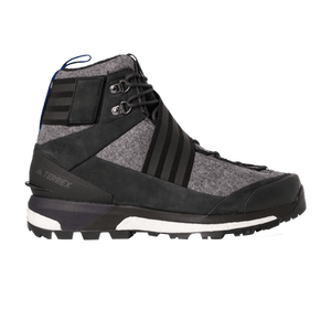 Xhibition x adidas Terrex Tracefinder 'Black'