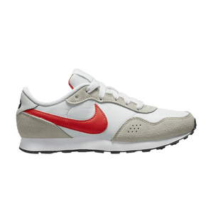 Nike MD Valiant GS 'Pure Platinum Picante Red'