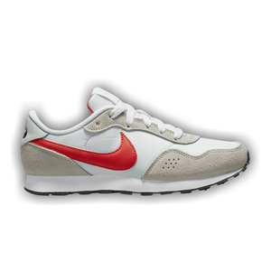Nike MD Valiant GS 'Pure Platinum Picante Red'