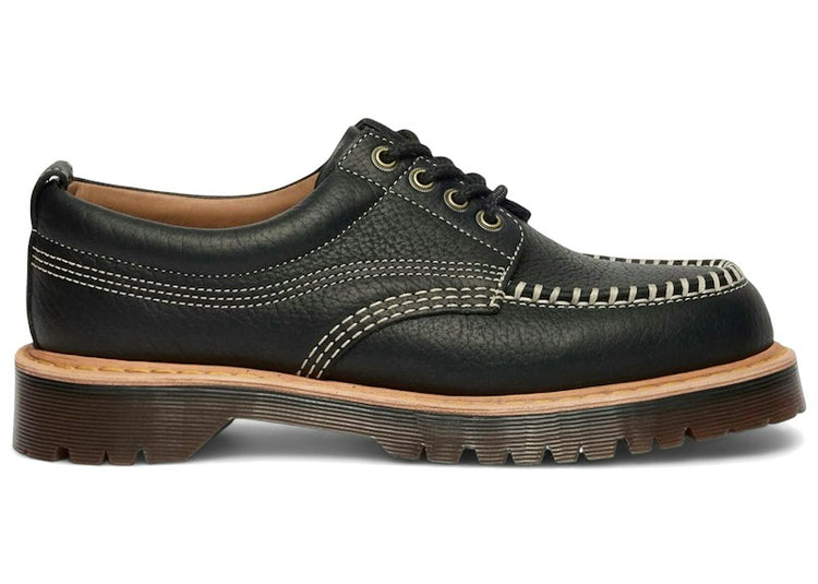 Dr. Martens Lowell Moc Toe Shoes Black Wild Grain 42445001