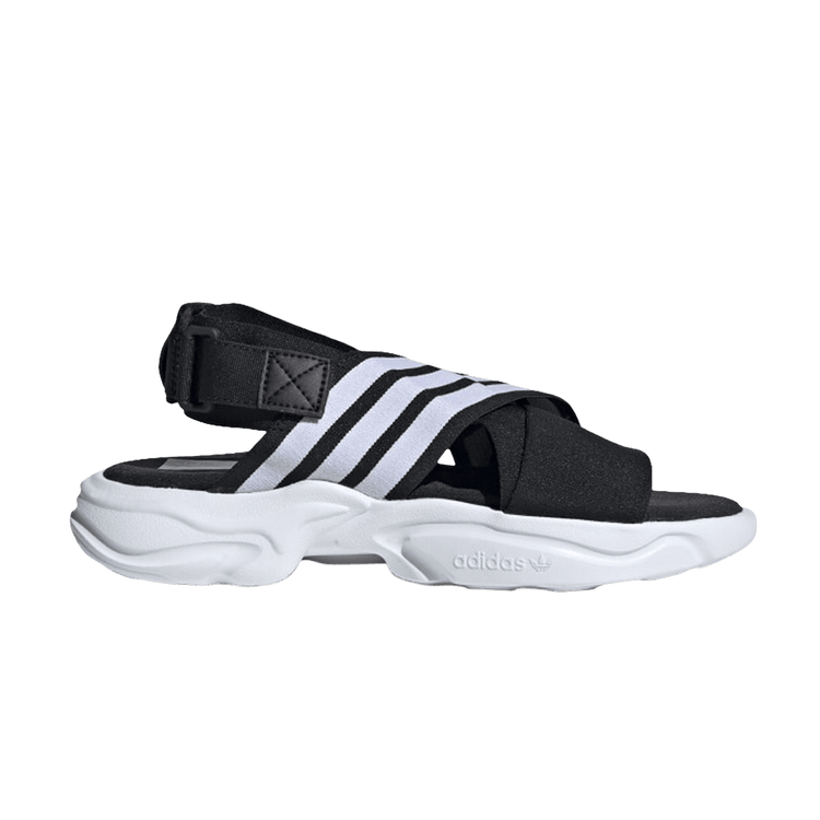 Adidas Wmns Magmur 'Black White' EF5863