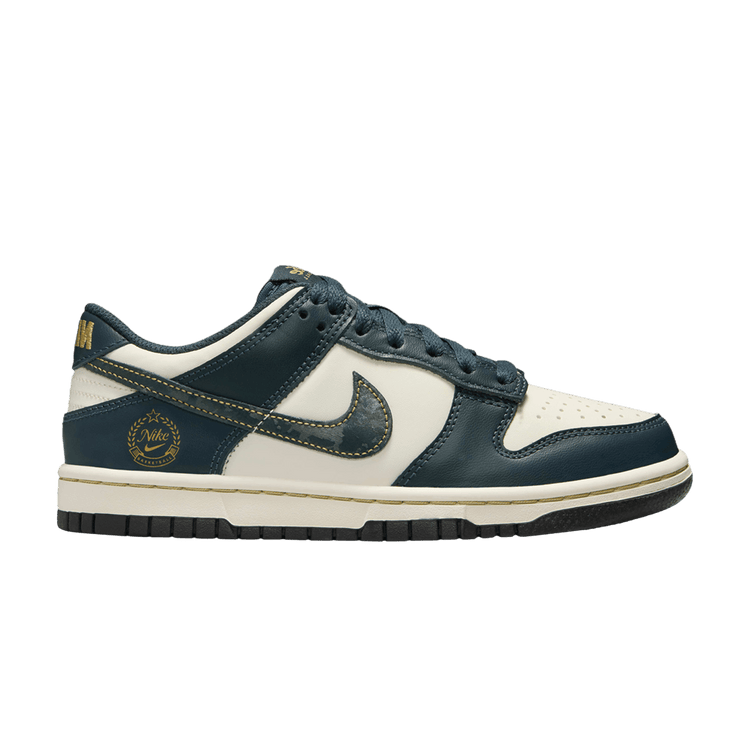 Nike Dunk Low GS 'Deep Jungle' FB9109 301