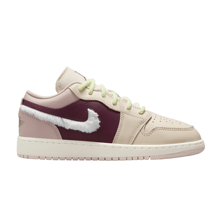 Air Jordan 1 Low SE GS 'Fur Swoosh' FZ3928 200