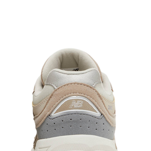New Balance 2002R Big Kid 'Timberwolf Mushroom'