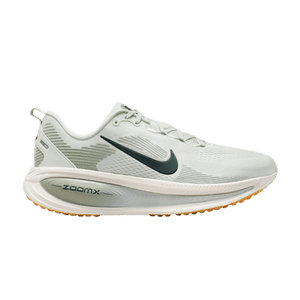 Nike Vomero 18 'Spruce Aura'