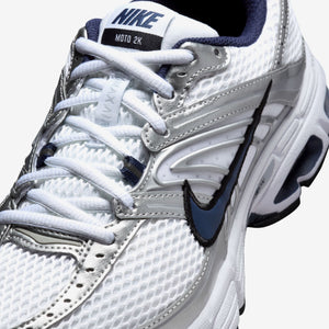 Nike Wmns Air Max Moto 2K 'White Navy Metallic Silver'
