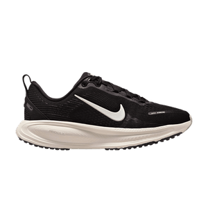 Nike Vomero 18 GS 'Black Coconut Milk'