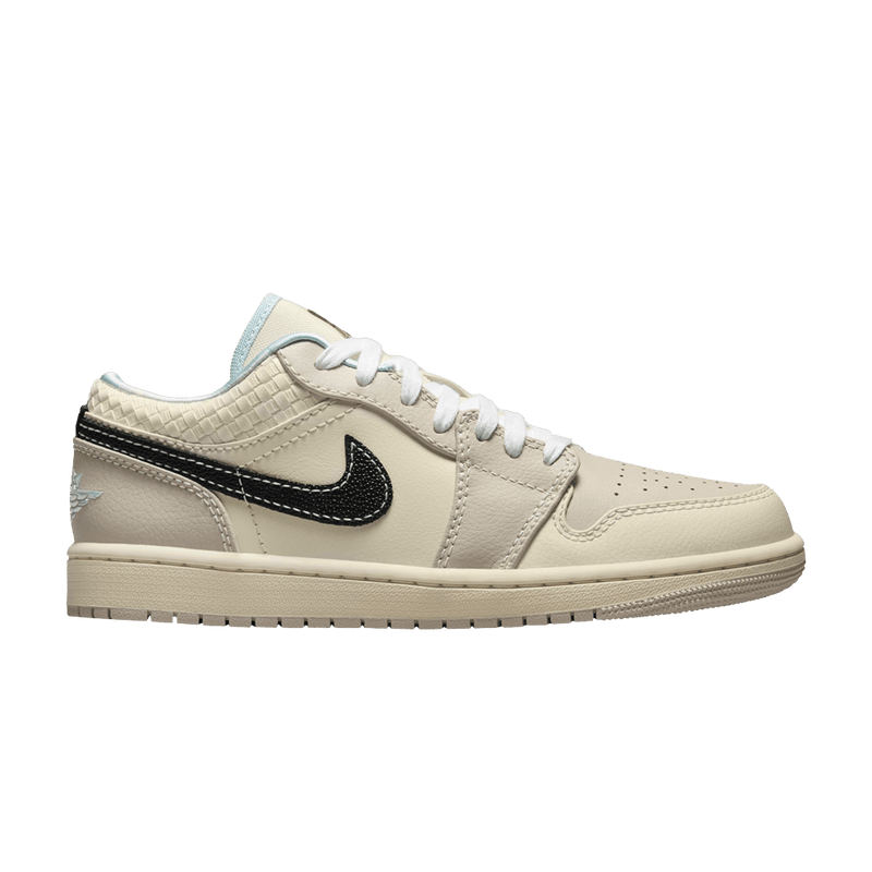Wmns Air Jordan 1 Low SE 'Sanddrift Glacier Blue' HQ3440 101