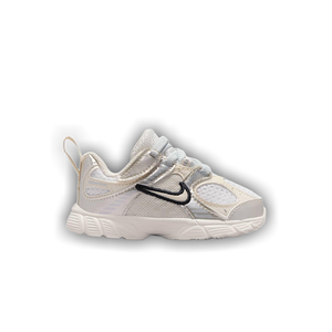 Nike V5 RNR TD 'Summit White Sail'