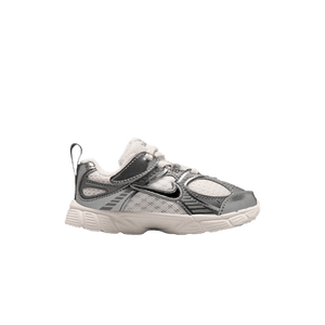 Nike V5 RNR TD 'Phantom'