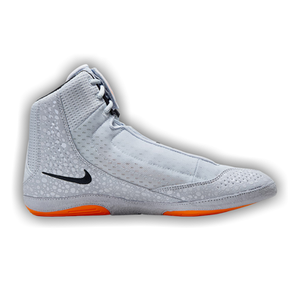 Nike Inflict 4 SE 'Football Grey Sky Grey'