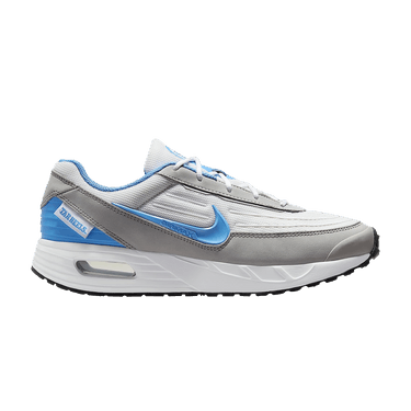 NCAA x Nike Air Max Verse 'UNC'