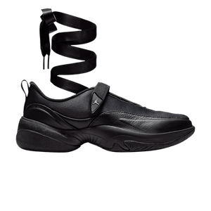 Air Jordan Wmns Pointe 'Black Summit White'