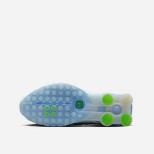 Nike Wmns Shox R4 'Summit White Royal Pulse'
