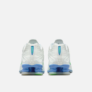 Nike Wmns Shox R4 'Summit White Royal Pulse'
