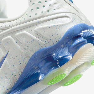 Nike Wmns Shox R4 'Summit White Royal Pulse'