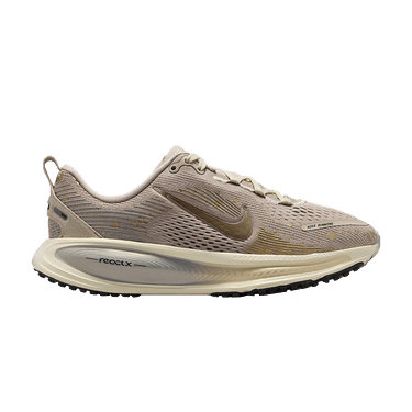 Nike Vomero 18 GS 'Cream Coconut Milk'