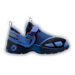 Air Jordan Wmns Trunner LX 'Blue Beyond'