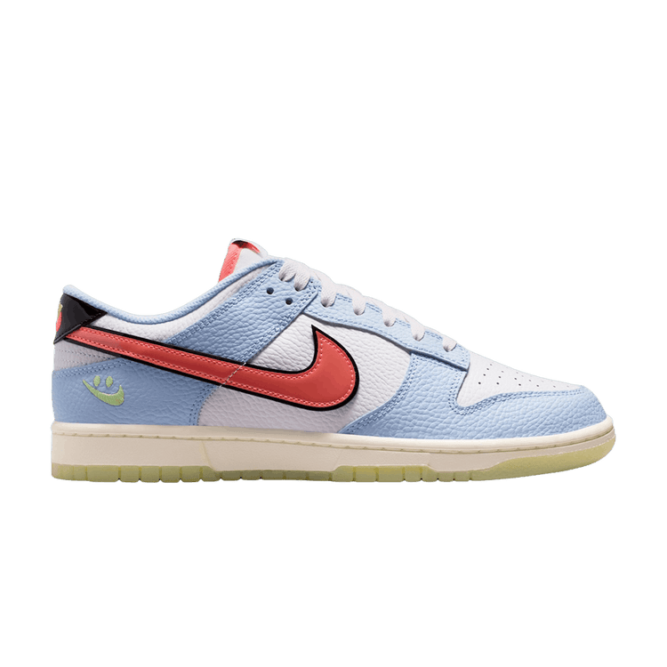 Nike Dunk Low Patent Leather 'Smiley Face' IR0609 100
