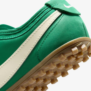 Nike Wmns Moon Shoe OG 'Malachite'
