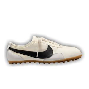 Nike Wmns Moon OG 'Sail Gum'