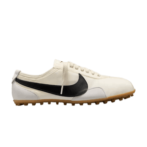 Nike Wmns Moon OG 'Sail Gum'