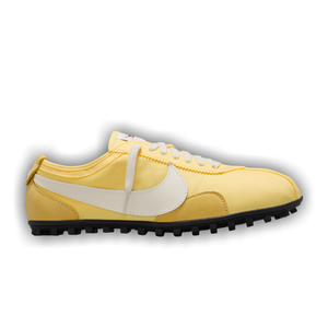 Nike Wmns Moon OG 'Soft Yellow'
