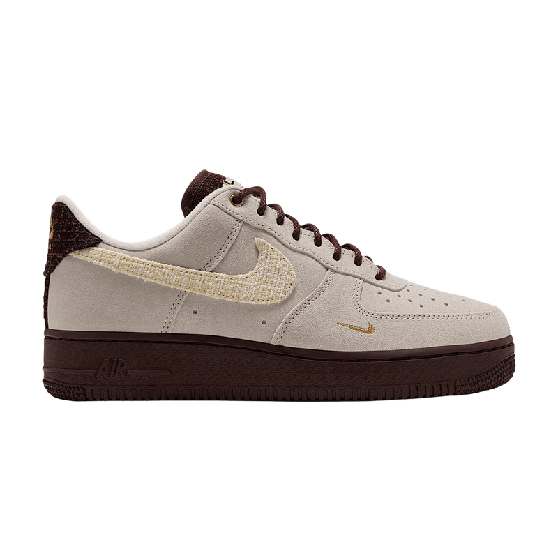 Nike Wmns Air Force 1 '07 'Sail Mystic Dates Team Red Sail' IZ6166 116