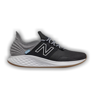 New Balance Fresh Foam Roav 2E Wide 'Tee Shirt - Black Light Aluminum'