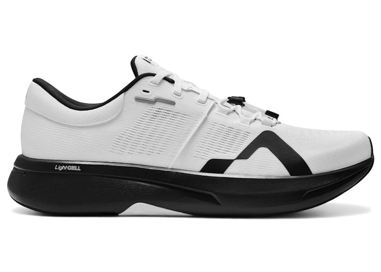Mount to Coast R1 White Black (Women's) M211W40000WB