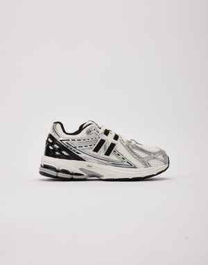 New Balance 1906R Big Kid 'Silver Metallic Black'