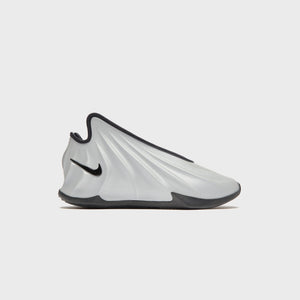 Nike GT Future 'Metallic Silver'