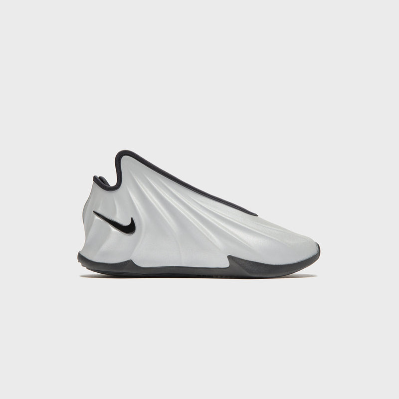 Nike GT Future 'Metallic Silver'