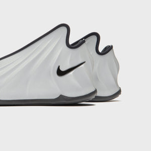 Nike GT Future 'Metallic Silver'