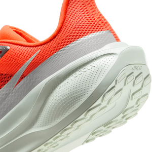 Nike Wmns Pegasus 41 PRM 'Hyper Crimson/Light Silver/Safety Orange/Metallic Silver'