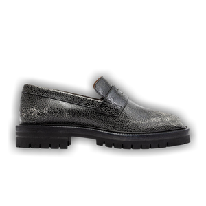 Maison Margiela Cracked Leather Tabi County Loafer 'Black'