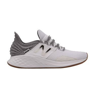 New Balance Wmns Fresh Foam Roav 'Tee Shirt - White Black'