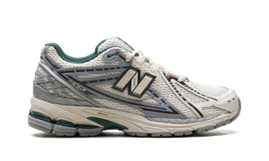 New Balance 1906R 'Linen Nightwatch Green'