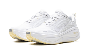 Nike Wmns Vomero Plus 'Photon Dust'