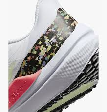 Nike Wmns Air Winflo 9 'Confetti'