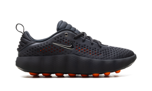 Nike Wmns Mind 002 'Black Hyper Crimson'