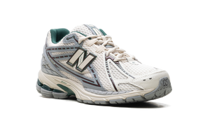 New Balance 1906R 'Linen Nightwatch Green'