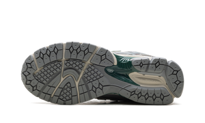 New Balance 1906R 'Linen Nightwatch Green'