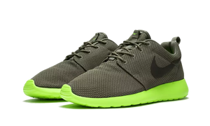 Nike Rosherun 'Tarp Green'