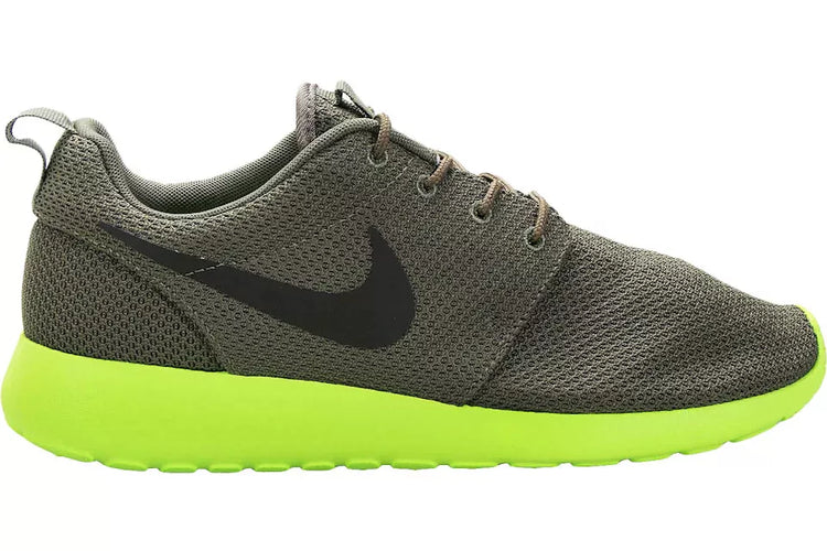 Nike Rosherun 'Tarp Green'