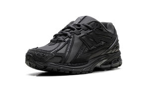 New Balance 1906R 'Greyscale'